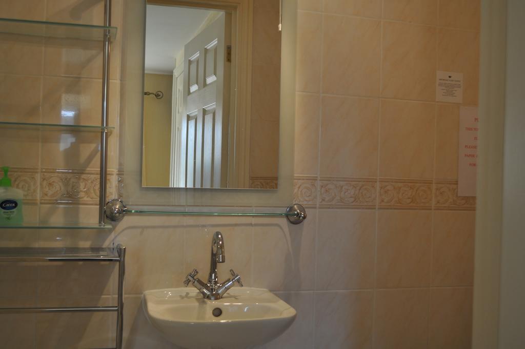 Headdons Bed & Breakfast Holsworthy Δωμάτιο φωτογραφία